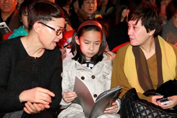 赵玉吉的前妻黄涛是何方神圣 曝宋丹丹与辛迪的母女情缘