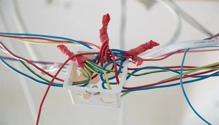 阻燃电缆和耐火电缆的区别 耐火电缆和阻燃耐火电缆的区别有哪些