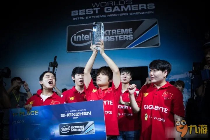 《LOL》2017春季赛WE战队比赛视频