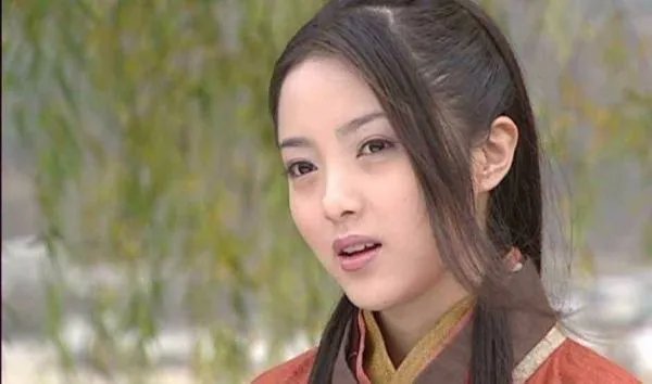 卫子夫王灵低调嫁给圈外老公恩爱如初,他们是有多恩爱?