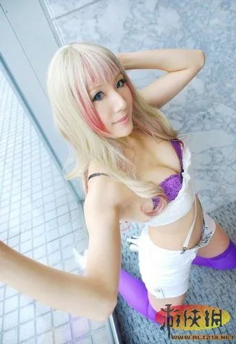 女王控的最爱 性感绝美的雪莉露cosplay