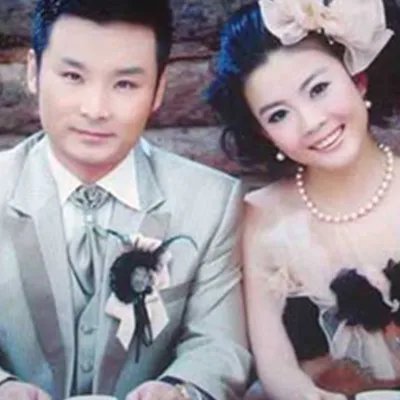 刘和刚妻子图片超抢眼 小品《好人赵大海》亮相