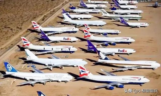 因疫情美国交通瘫痪,超400架飞机停满荒漠,堪称“飞机墓场”,如何评价?