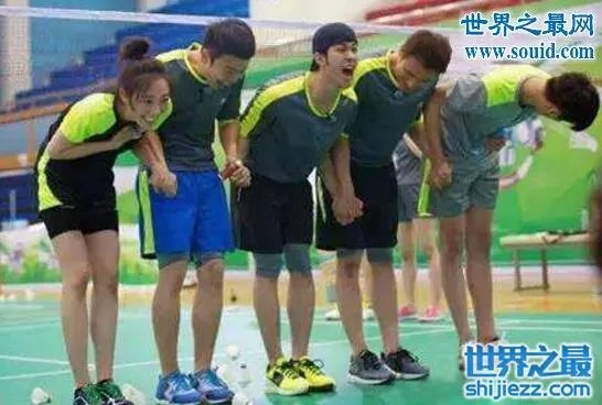 白百何跑男屁股好大，遭受惩罚屁股被暴打痛哭 