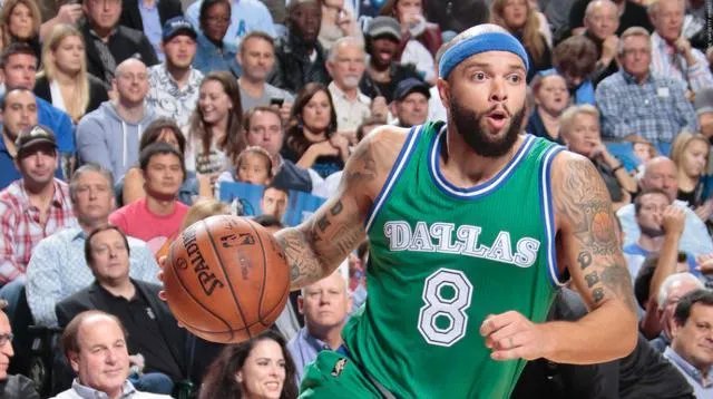 对于德隆加盟骑士以及最近的表现你们怎么看？