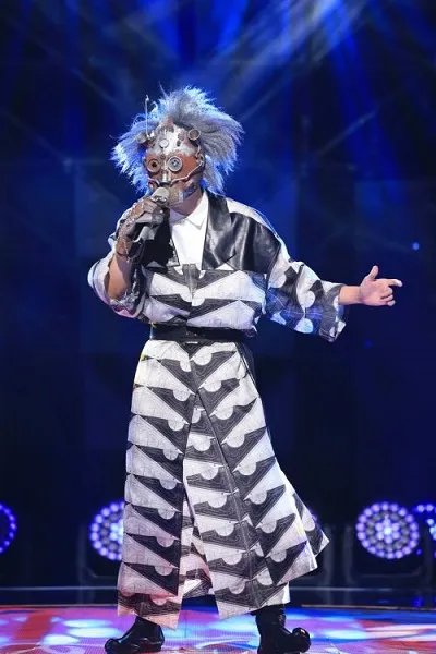 蒙面歌王漂亮男孩是谁 第八期歌单曝光