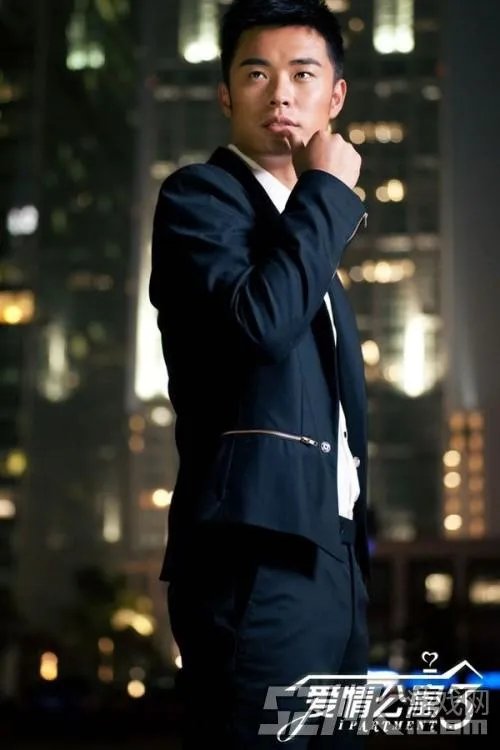 曾小贤参加LOL全明星表演赛 期待好男人怒拿草莓一血