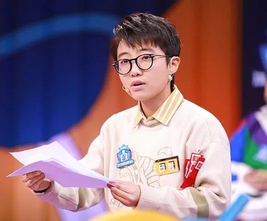 邱晨关闭社交账号也不再录节目：邱晨发生了什么事