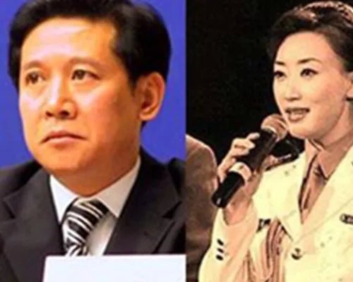 【图】郑少东情妇 警花王菲生活照新鲜出炉