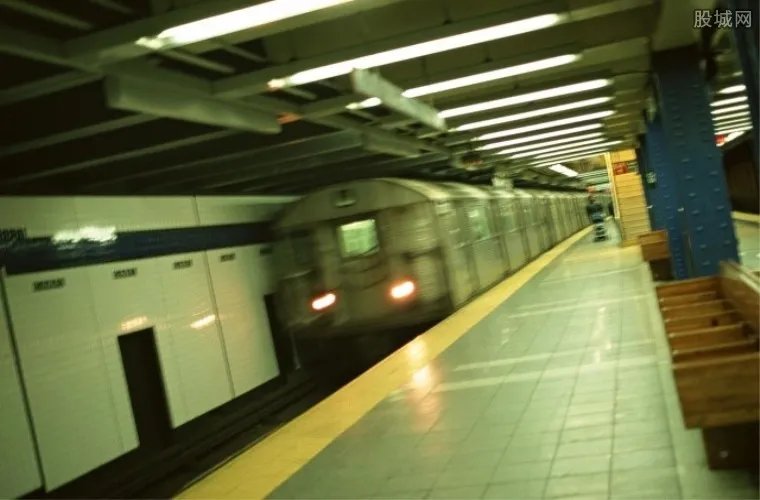 地铁满载率可查询 乘客可及时了解车厢情况