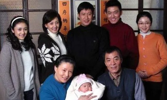 电视剧人活一张脸的第二部出来了吗?叫什么名字啊。急求!!!!