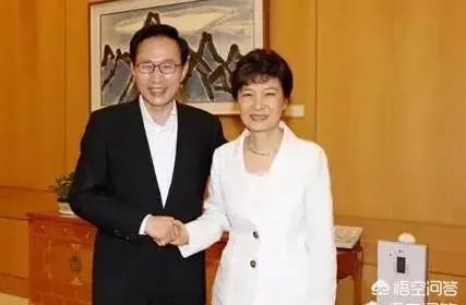 如何看待检方起诉李明博,并申请冻结其财产这件事?