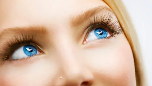 鞭炮炸伤眼睛怎么办