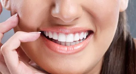 广州做烤瓷牙价格是多少