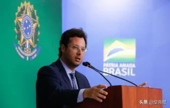 巴西总统确诊了,巴西会改变防疫政策吗?