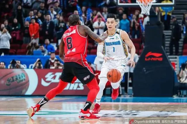 易建联29分7篮板率广东大胜山东豪取12连胜,本赛季广东连冠是不是板上钉钉了?