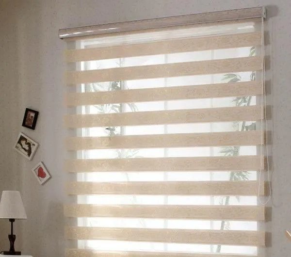 卷帘式窗帘怎么安装