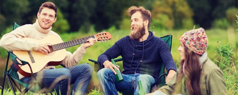 一路上走来跌跌撞撞是什么歌的歌词 一路上走来跌跌撞撞是什么歌曲