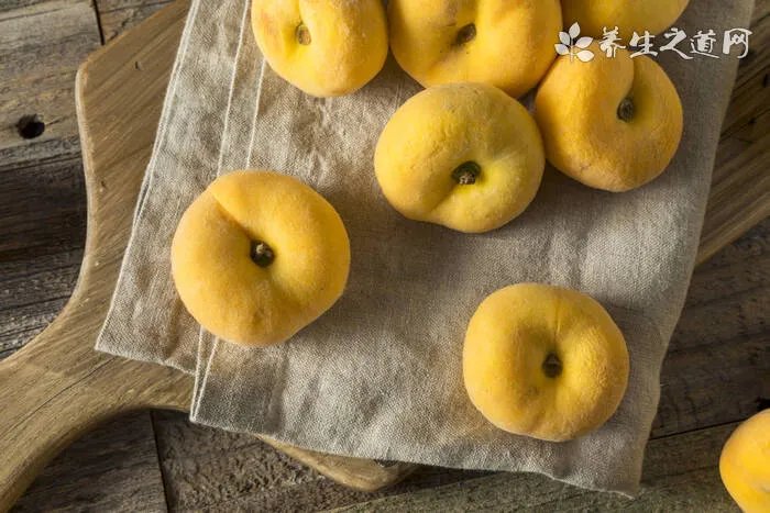 本日穿衣配色：2021年8月11日五行穿衣颜色指南