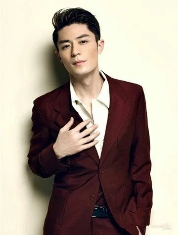 霍建华脸被打肿为什么呢 新戏与刘诗诗拥抱大秀“恩爱”