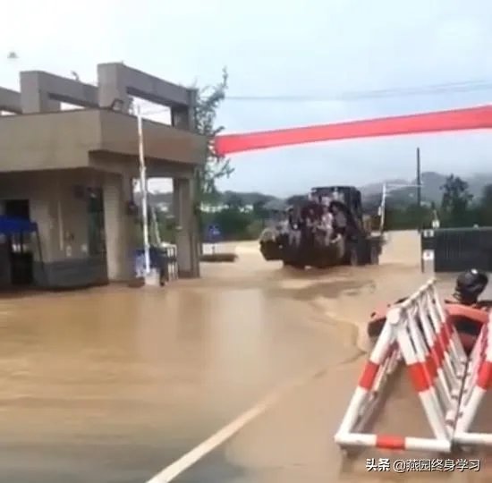 安徽歙县高考语文因暴雨取消，后面应该怎么办？