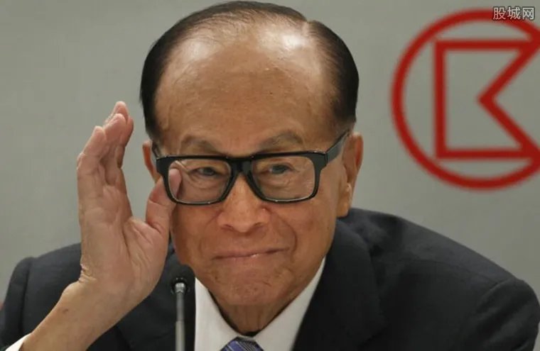 李嘉诚捐款武汉了吗 他捐了多少钱