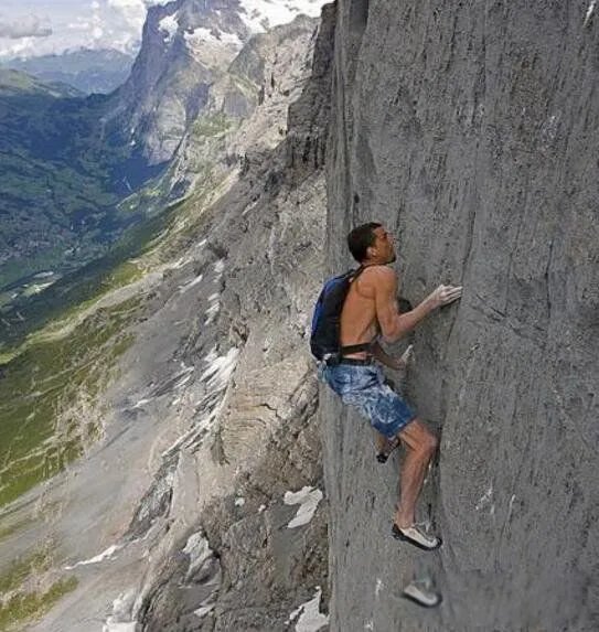 迪恩波特恩施大峡谷走钢丝图片 世界高空走钢丝第一人