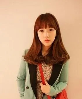 中长发梨花头:盘点最新中长发梨花头发型