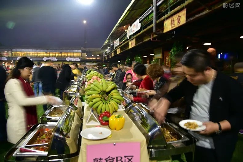 景区连续4年推出1元午餐 倡导游客据食量取餐