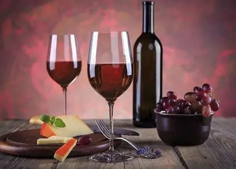 红葡萄酒的功效与作用