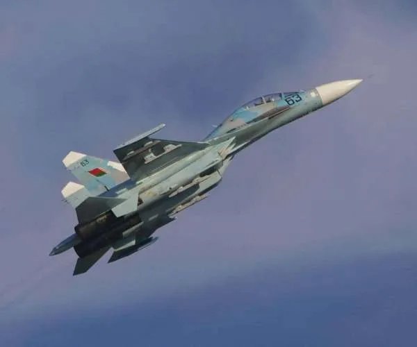 飞行员37秒3次规避居民区后跳伞,飞机遭遇到了什么?