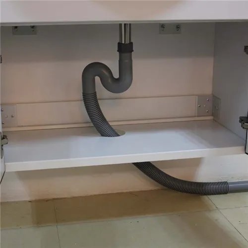 如何在下水管直接开口接管子