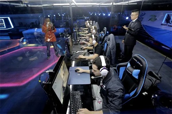 CFS2015世界总决赛开战 首日比赛精彩图集