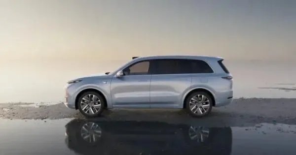 理想汽车突然降价遭车主集体投诉,这算是欺骗消费者吗?