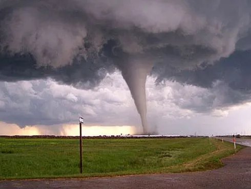 零级烟柱直冲天，一级青烟随风偏，二级清风吹脸面，三级风吹飞纸片等