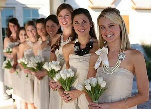 伴娘装扮全攻略 教你做一位合格的伴娘