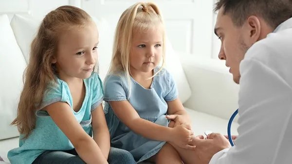 有关婴儿抚触的好处都有哪些呢?