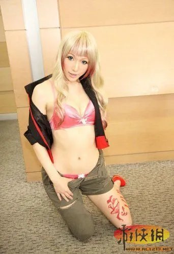 女王控的最爱 性感绝美的雪莉露cosplay