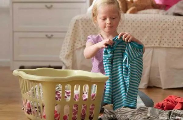 我妈妈总是动我的东西,还说她不会动,好烦啊,自己买了一些自己