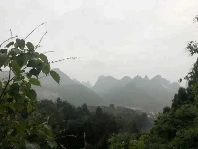 桂林阳朔一日游最佳路线（桂林阳朔三日游攻略）