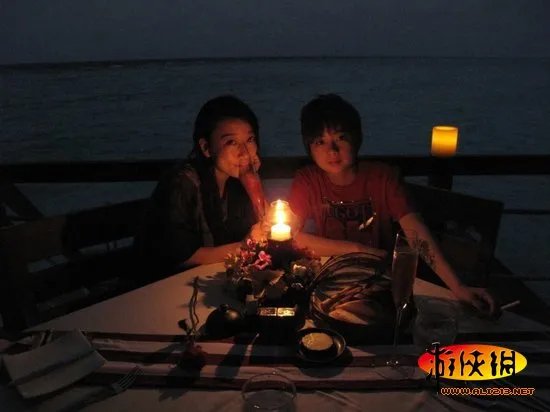 深圳16岁顶级富二代：女友无数 玩三国杀爱COS