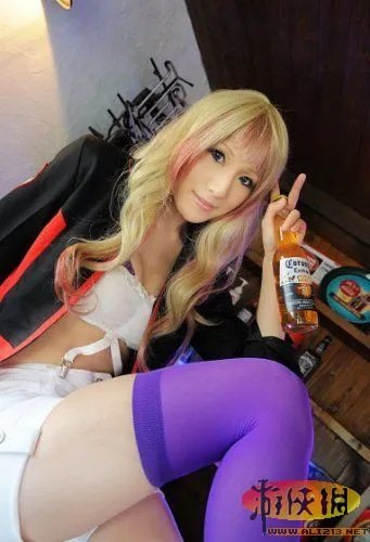 女王控的最爱 性感绝美的雪莉露cosplay