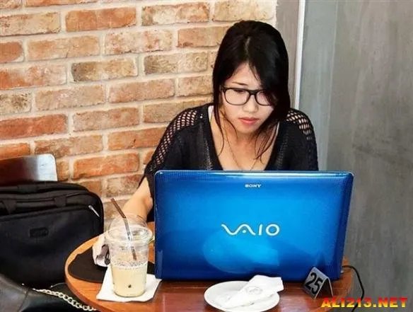 上大学就选它们!外媒评选2015年十大最热门工作榜