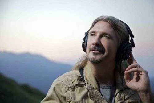 关于《布列瑟农 狼》的创作背景