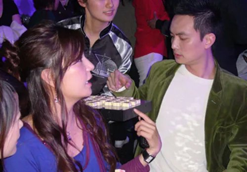 晚情赵薇李泉真实内幕 与干哥绯闻简直恶心