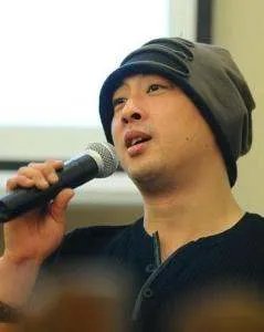 作家赖宝今年多大？