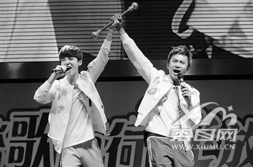 邓超出轨安以轩是真的吗 邓超和鹿晗为什么是父子