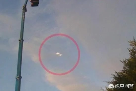 韩国乘客在飞机上拍摄到6个不明飞行物，这是否表示有超级文明在地球上？