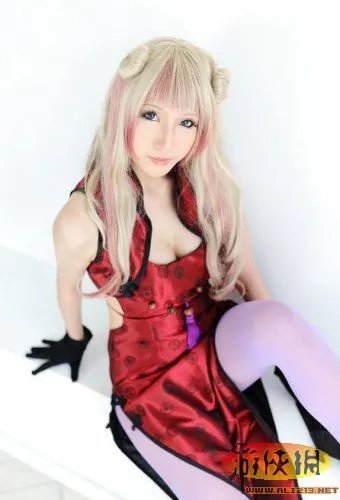 女王控的最爱 性感绝美的雪莉露cosplay