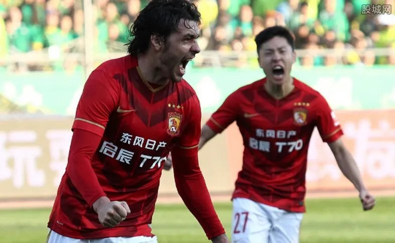 恒大获中超五连冠 揭秘恒大全队能拿到多少奖金